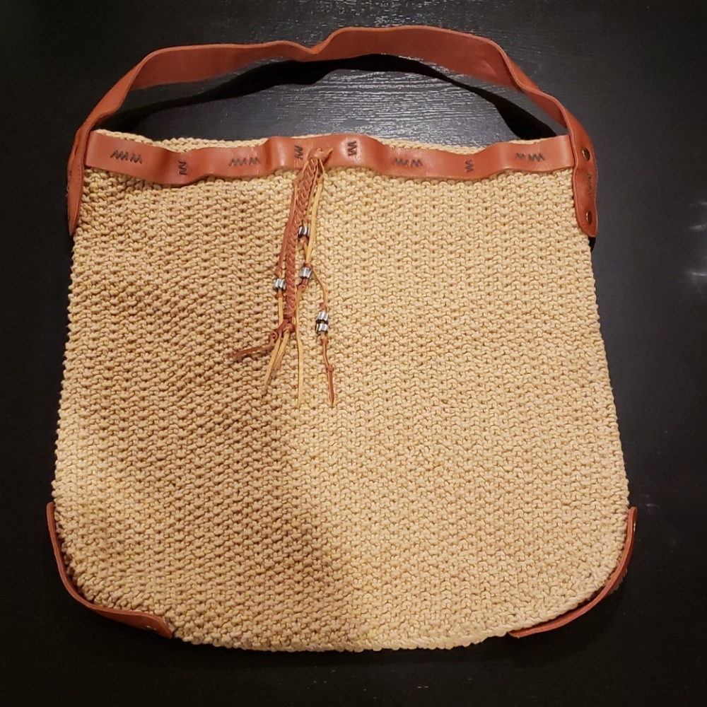 NWOT Lucky Brand Ojai Crochet Mailbag - Picture 2 of 7